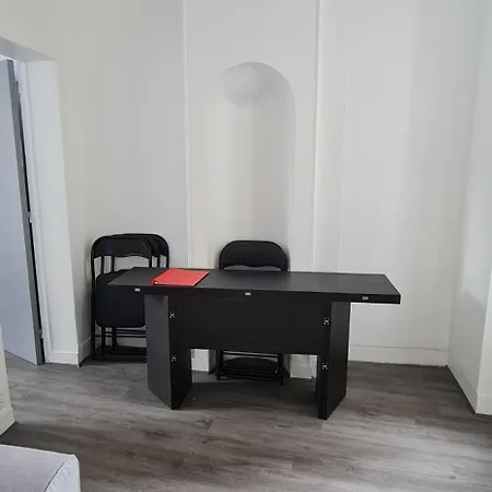 Appartement Pantin * Пантен